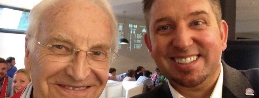 Zauberer TOMBECK begeisterte Politiker Edmund Stoiber schon mehrmals auf den verschiedensten Veranstaltungen