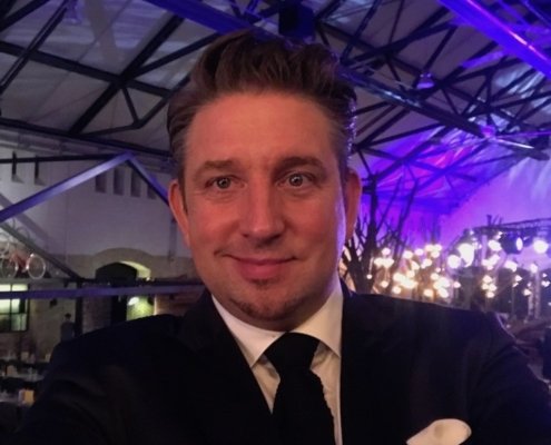 Zauberer TOMBECK begeistert in Berlin auf exklusivem Firmenevent